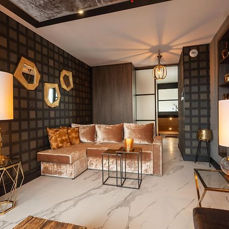 Art Penthouse With Jacuzzi - Krakow Center Appartement Buitenkant foto