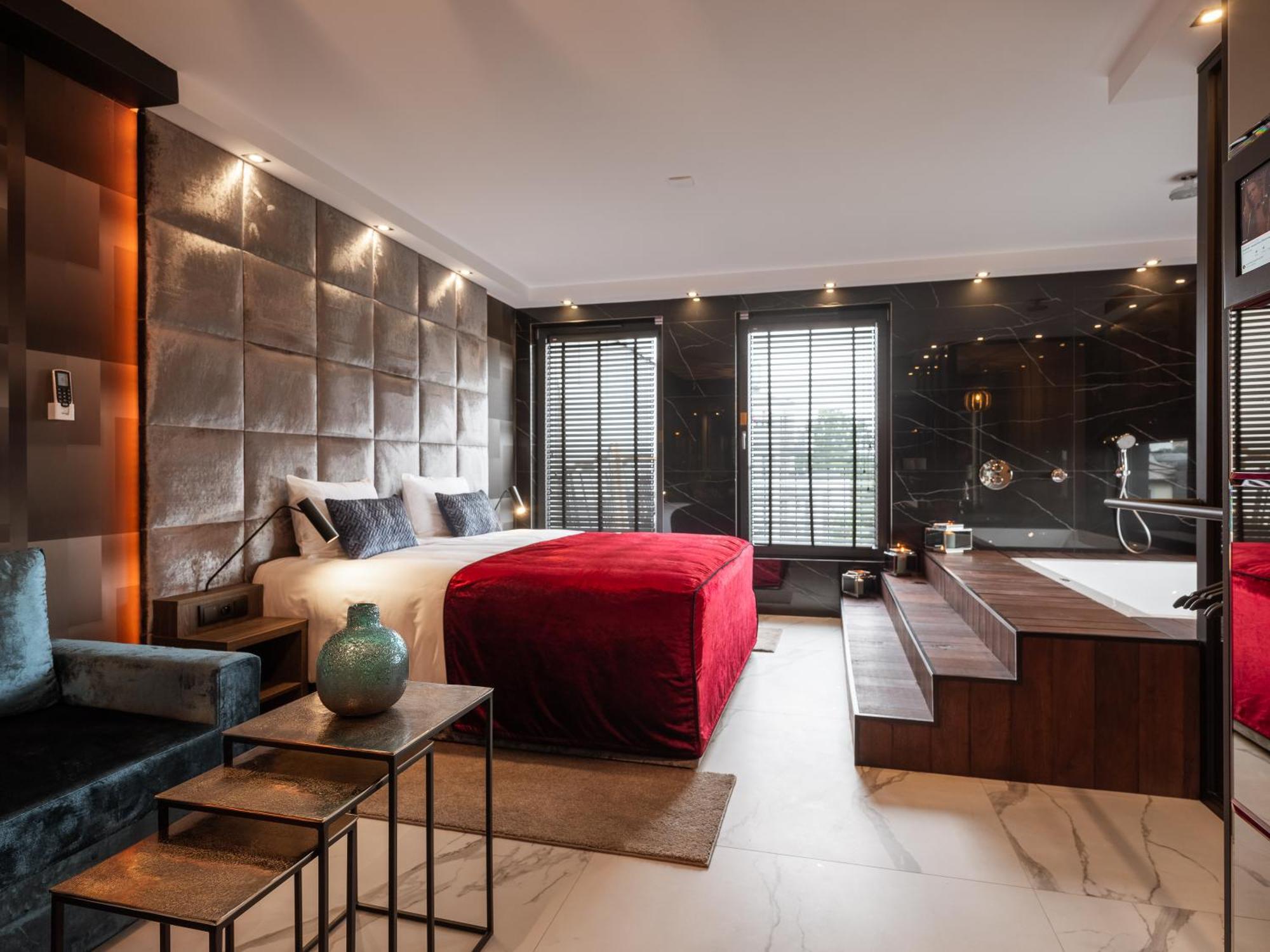 Art Penthouse With Jacuzzi - Krakow Center Appartement Buitenkant foto