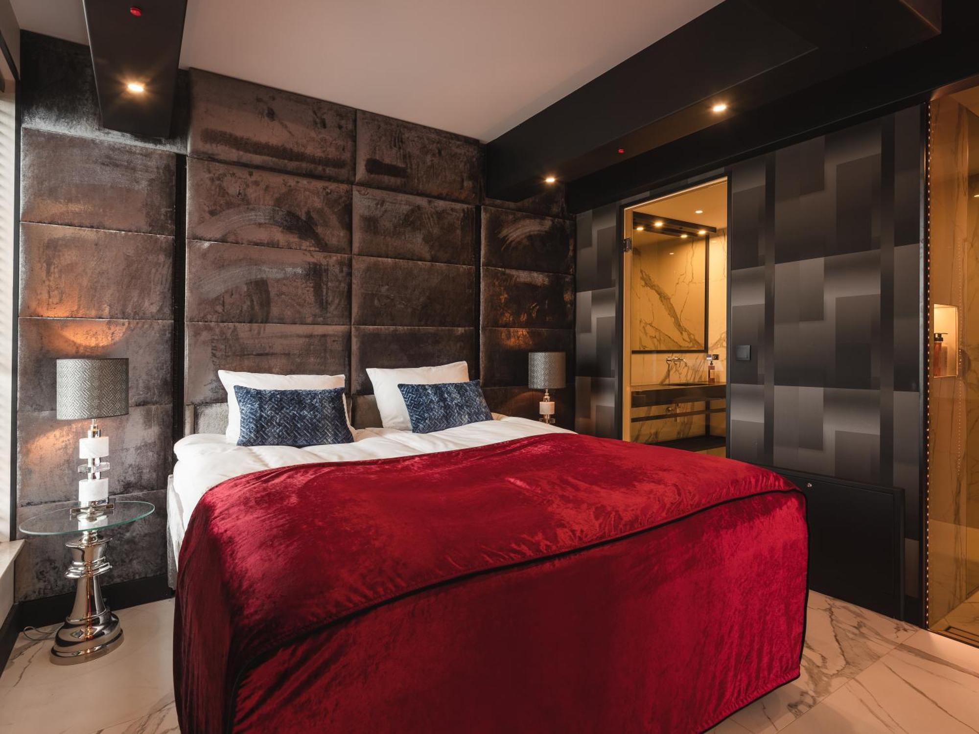 Art Penthouse With Jacuzzi - Krakow Center Appartement Kamer foto